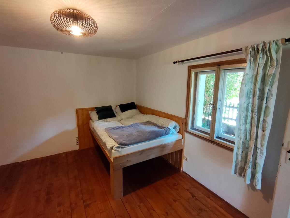 Gemuetliche Ferienwohnung Mit Kamin Und Garten Garmisch-Partenkirchen járás Kültér fotó